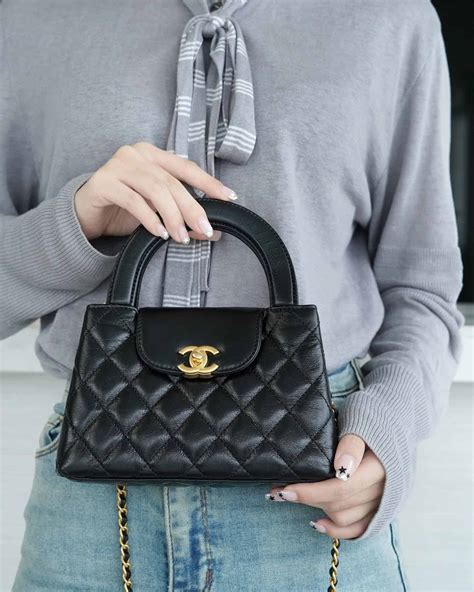 chanel mini kelly black